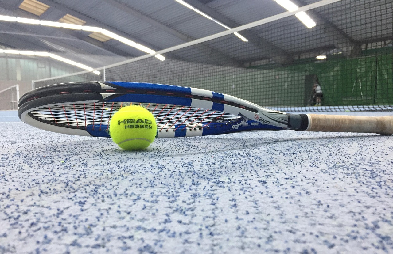 Campi indoor o outdoor: differenze di gioco, comfort e prezzi