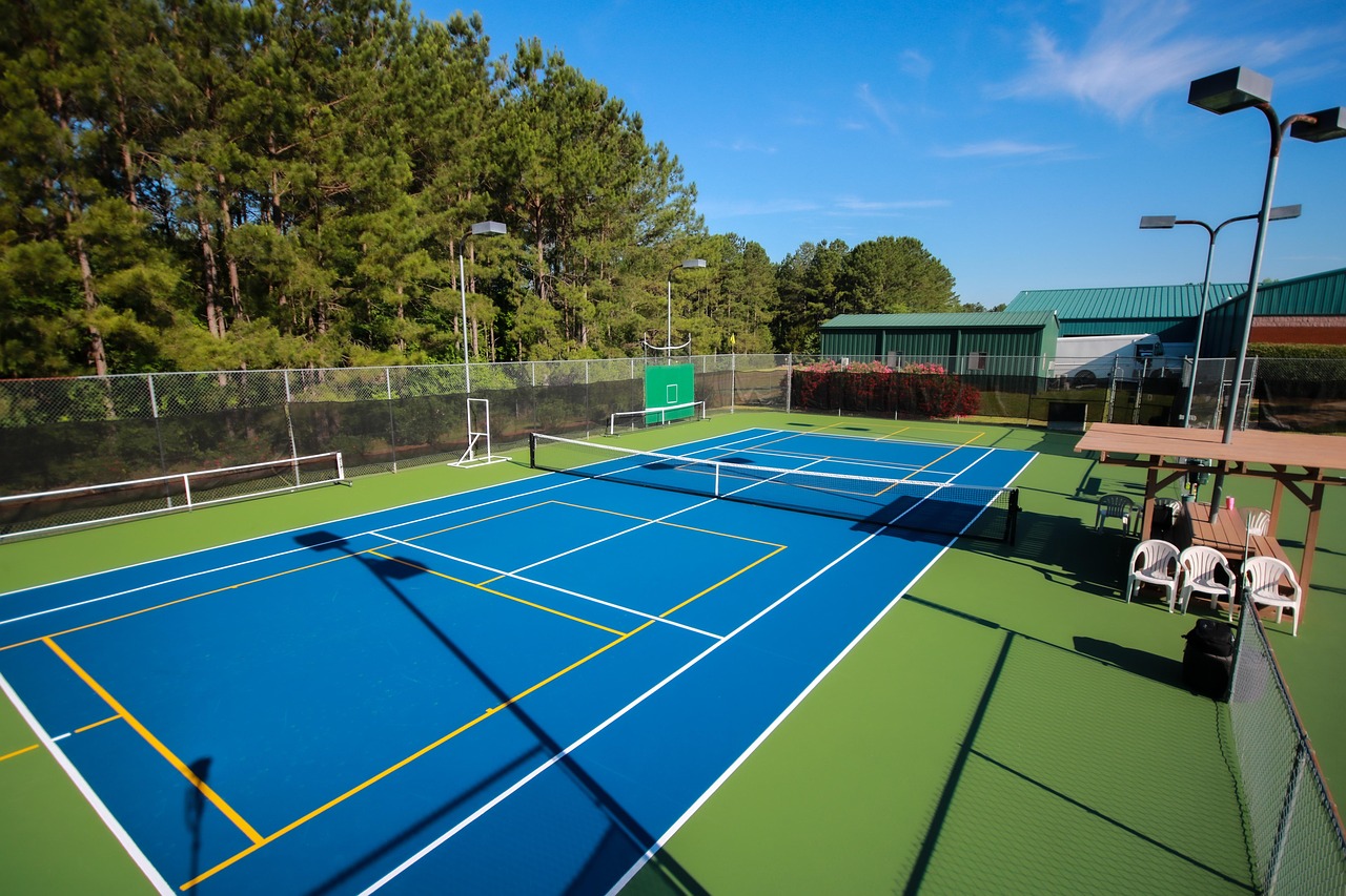 Pickleball: cos'è, come si gioca e dove provarlo in Italia