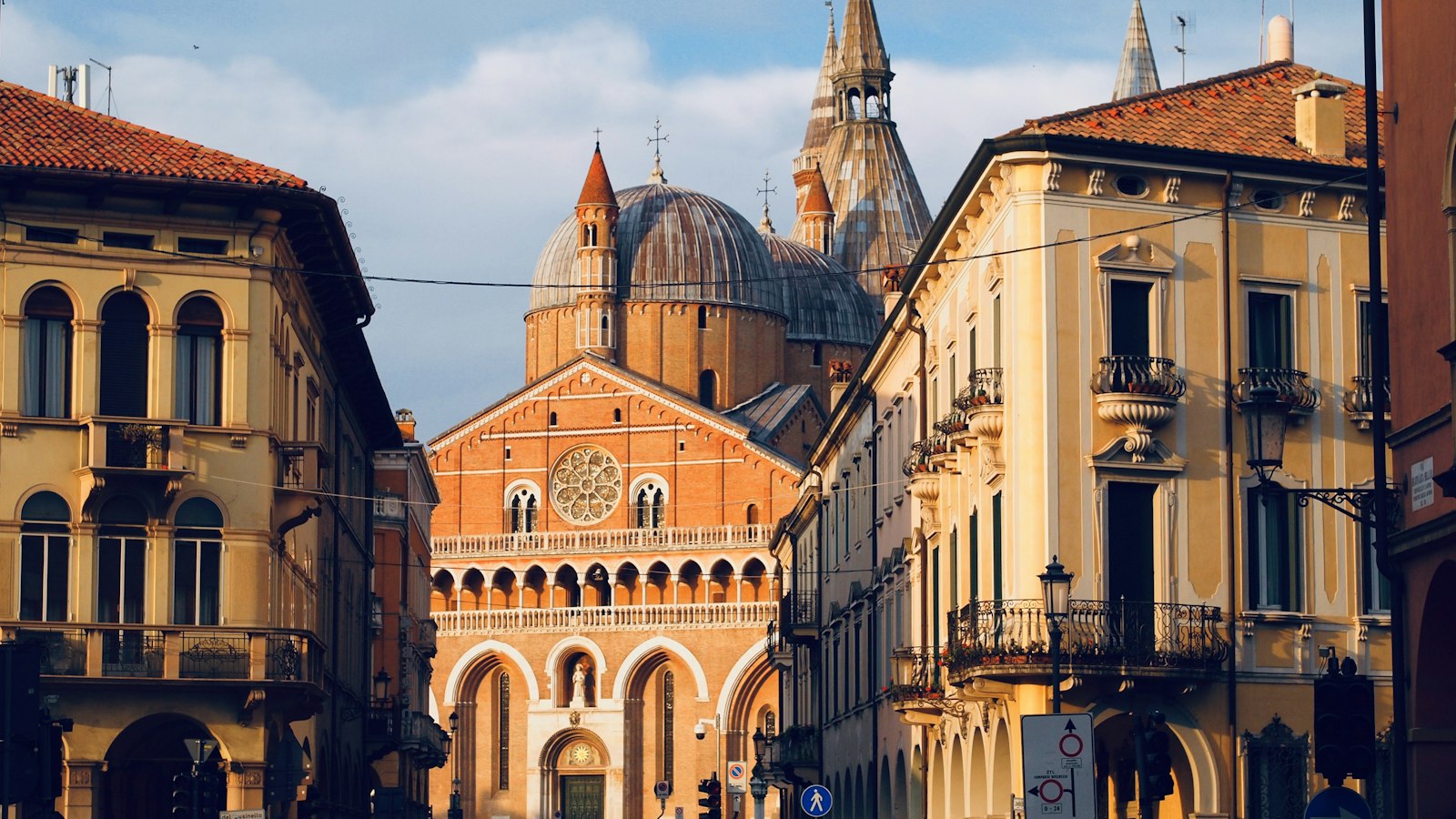 Tennis a Padova: dove giocare, superfici, costi e come prenotare un campo